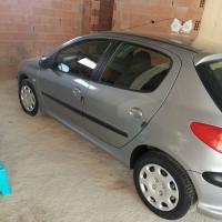 سيارات-peugeot-206-2004-آيت-لعزيز-البويرة-الجزائر