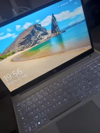 Hp Pavilion 15 Ryzen 5 5500U 15.6" Full HD  512 SSD 16 RAM 