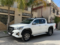 voitures-toyota-hilux-2020-legend-dc-4x4-pack-luxe-tizi-ouzou-algerie