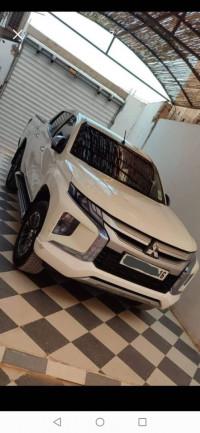 voitures-mitsubishi-l200-2022-adrar-algerie