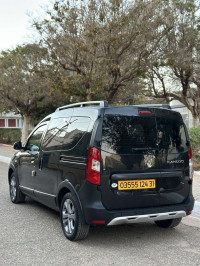 voitures-renault-kangoo-2024-oran-algerie