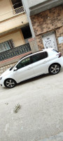 moyenne-berline-peugeot-308-2015-allure-arris-batna-algerie