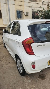 سيارات-kia-picanto-2013-pop-باب-الزوار-الجزائر
