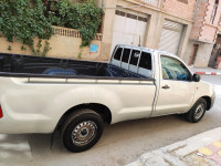 voitures-toyota-hilux-2013-ain-oulmene-setif-algerie