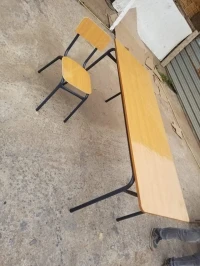 صناعة الأثاث و الكراسي و الطاولات المدرسية 