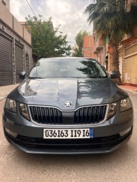 سيارات-skoda-octavia-2019-business-درارية-الجزائر