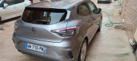 voitures-renault-clio5-2024-evolution-bordj-el-kiffan-alger-algerie