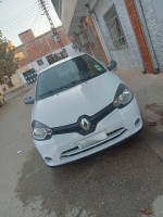 voitures-renault-clio-campus-2015-sayada-mostaganem-algerie