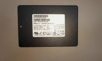 DISQUE DURE SAMSUNG 2,5' 2T(1,92) USED + UN RACK OFFERT