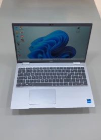 LAPTOP DELL LATITUDE 5530 I5-1245U 8G 256G SSD 15,6".