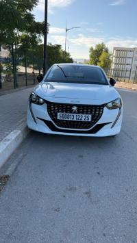سيارات-peugeot-208-2022-style-قسنطينة-الجزائر
