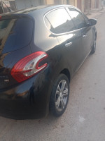 voitures-peugeot-208-2013-allure-ain-temouchent-algerie