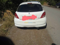 voitures-peugeot-207-2012-allure-ain-temouchent-algerie