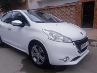 voitures-peugeot-208-2014-allure-mascara-algerie