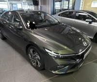 Hyundai Elentra 2025 Luxe
