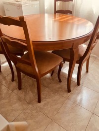 طاولات-الطعام-table-salon-avec-4-chaises-القبة-الجزائر