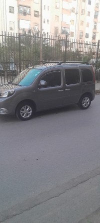 سيارات-renault-kangoo-2021-authentique-البليدة-الجزائر