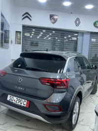 voitures-volkswagen-t-roc-2023-mila-algerie