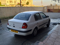 voitures-renault-clio-classique-2002-ain-taghrout-bordj-bou-arreridj-algerie