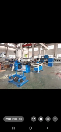 Machine de fabrication de gaine à rossor 