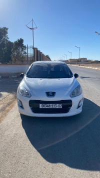 voitures-peugeot-308-2013-biskra-algerie