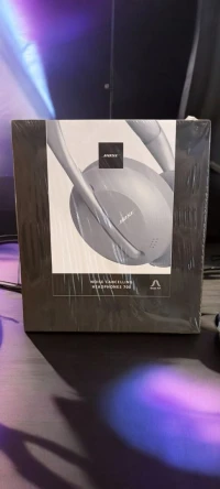 Casque Bose Nose Cancelling Headphones 700 , 