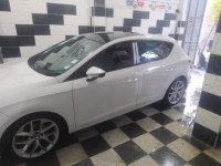 voitures-seat-leon-2014-reference-ferdjioua-mila-algerie