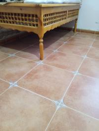 tables-table-bois-vitre-moucharabia-nedroma-tlemcen-algerie