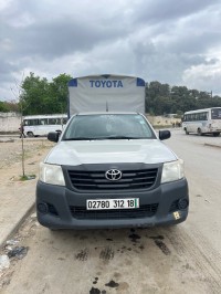 السيارات-النفعية-toyota-hulix-d4d-2012-الميلية-جيجل-الجزائر
