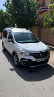 voitures-renault-kangoo-2024-draa-el-mizan-tizi-ouzou-algerie