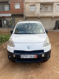 voitures-peugeot-partner-2014-dar-el-beida-alger-algerie