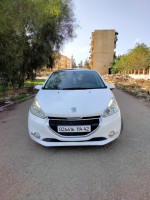 voitures-peugeot-208-2014-allure-hadjout-tipaza-algerie