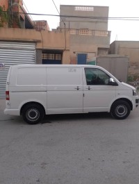 سيارات-volkswagen-transporter-2015-القصور-برج-بوعريريج-الجزائر