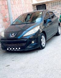 سيارات-peugeot-207-2011-active-بوعرفة-البليدة-الجزائر
