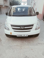 voitures-hyundai-h1-2011-tole-sedrata-souk-ahras-algerie