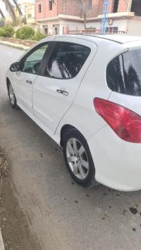 سيارات-peugeot-308-2013-أم-البواقي-الجزائر