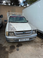 voitures-toyota-hilux-2002-batna-algerie