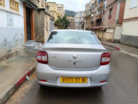 voitures-renault-symbol-2017-el-kseur-bejaia-algerie