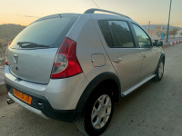 voitures-dacia-sandero-2012-saida-algerie