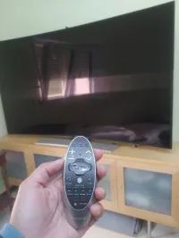 Samsung increvé 78 pouce serie 8 jdid