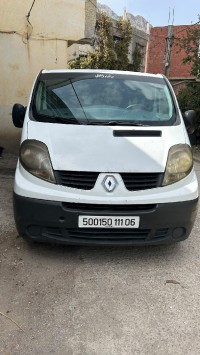 van-renault-trafic-2011-kherrata-bejaia-algeria