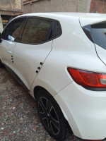 voitures-renault-clio-4-2015-douera-alger-algerie