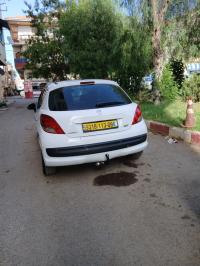 سيارات-peugeot-207-2013-البليدة-الجزائر