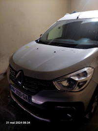 voitures-renault-kangoo-2024-stepway-sidi-bel-abbes-algerie