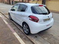 voitures-peugeot-208-2014-allure-oran-algerie