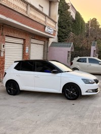 سيارات-skoda-fabia-2015-style-plus-أم-البواقي-الجزائر