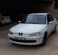 voitures-peugeot-306-2002-guelma-algerie