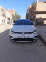 voitures-volkswagen-golf-7-2017-r-line-oran-algerie