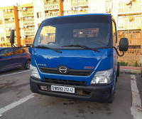 camion-hino-300-2012-souk-ahras-algerie