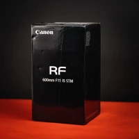 Objectif Hybride Canon RF 600mm f/11 IS STM
